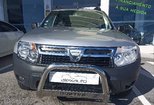 dacia-duster-1-5-dci-4wd-img2