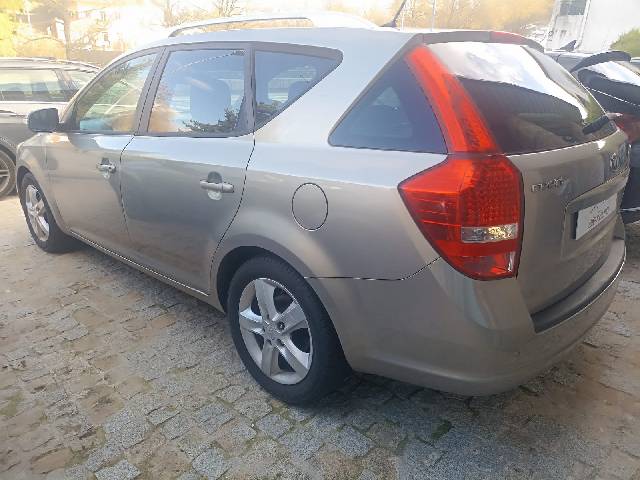 kia-ceed-1-6-crdi-sw-img2