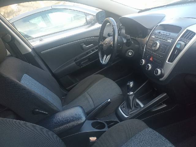 kia-ceed-1-6-crdi-sw-img4