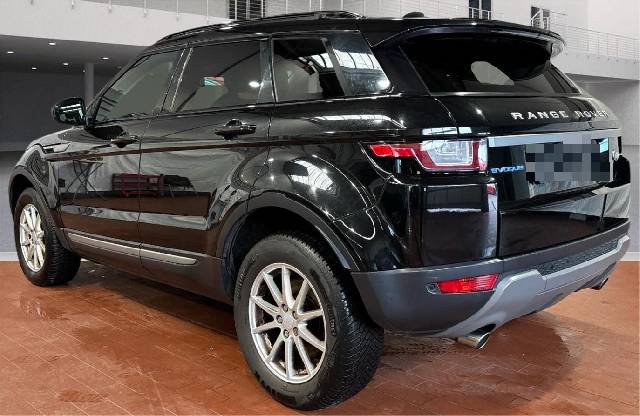 land-rover-evoque-d150-fwd-img5