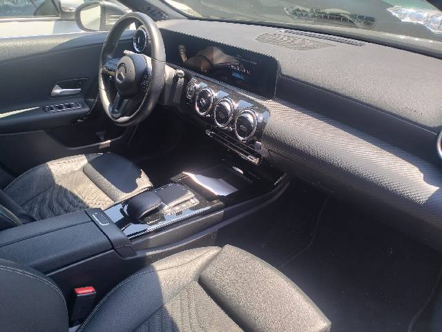 mercedes-benz-a-180-cdi-style-plus-img1(1)
