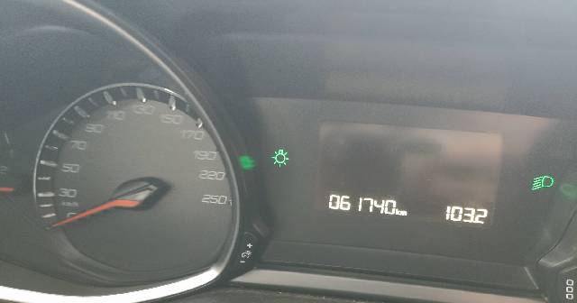 peugeot-308-1-5-hdi-102-cv-img5