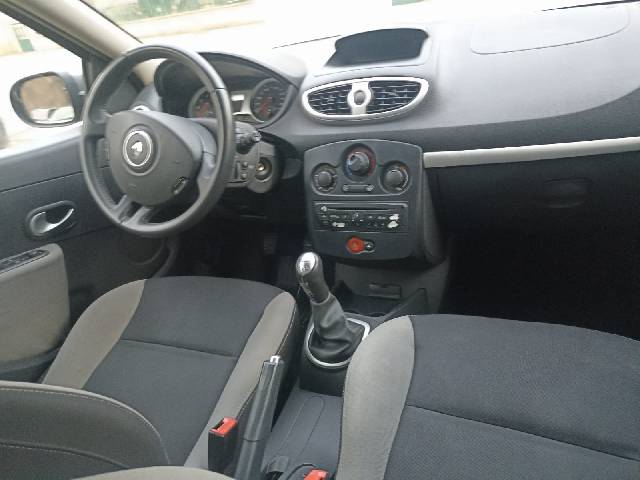 renault-clio-1-2-16v-img5