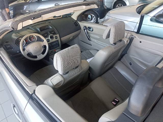 renault-megane-cabrio-16v-img5