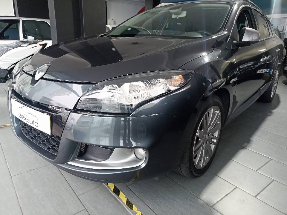 automóvel