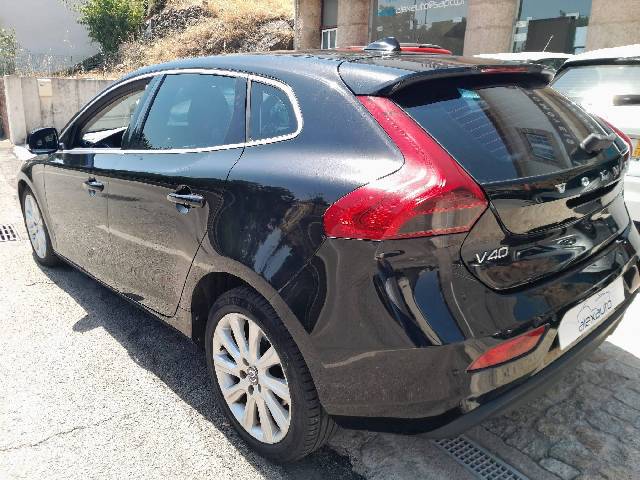 volvo-v40-1-6-d-img4